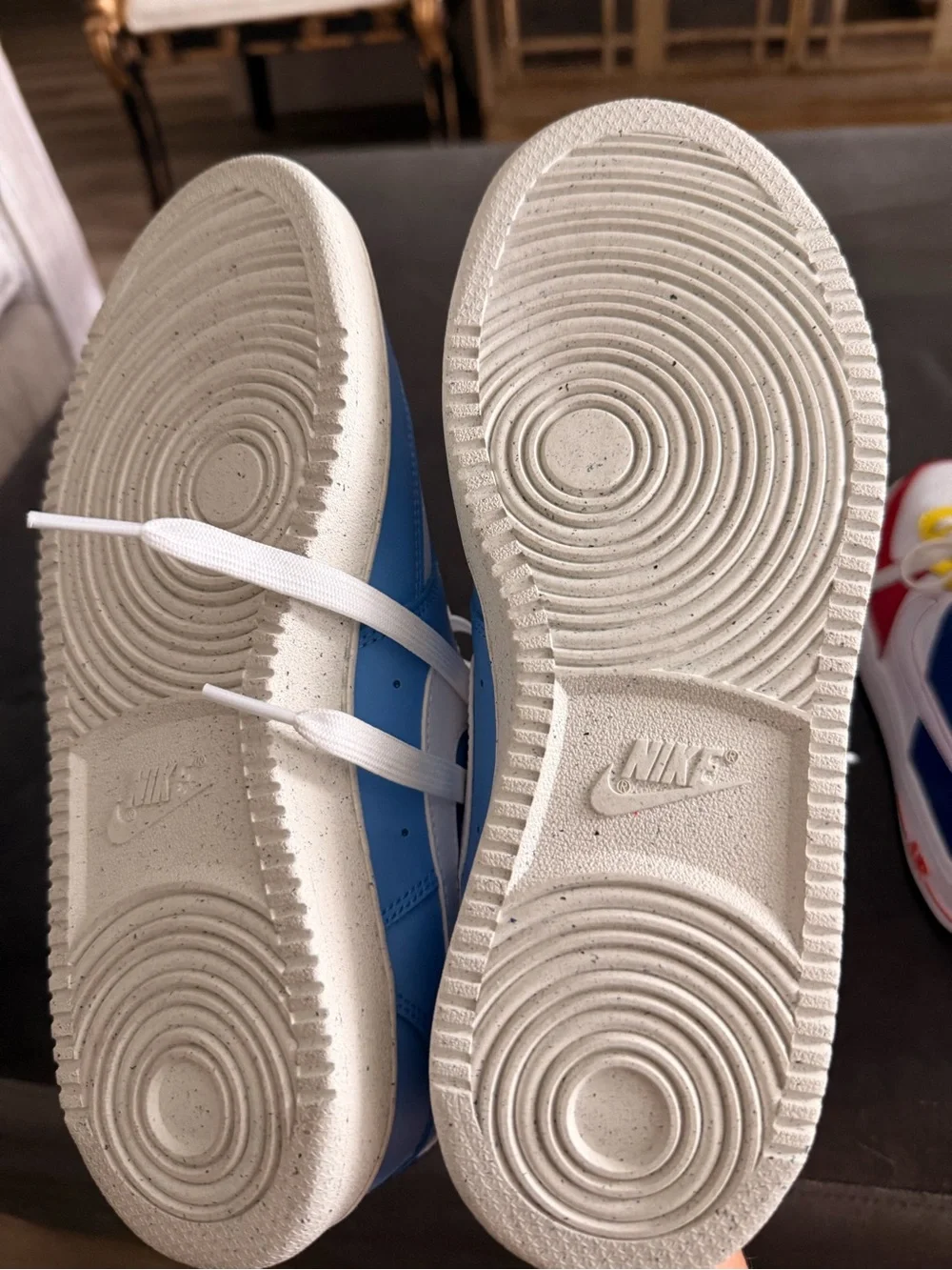 Nike Low-Top Sneakers in Light Blue, Navy and White